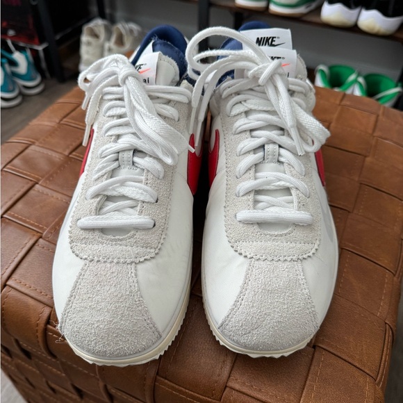 Nike x Sacai Cortez - Picture 2 of 6